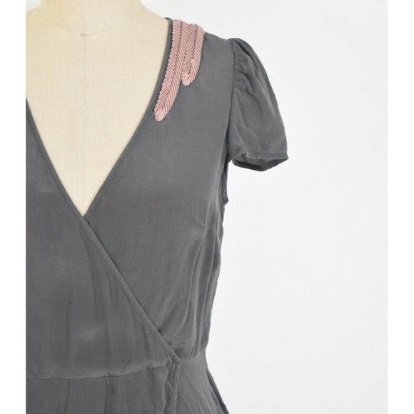 ❌SOLD❌Floreat Gray Silk Dainty Pink Ribbon Blouse - Picture 2 of 6